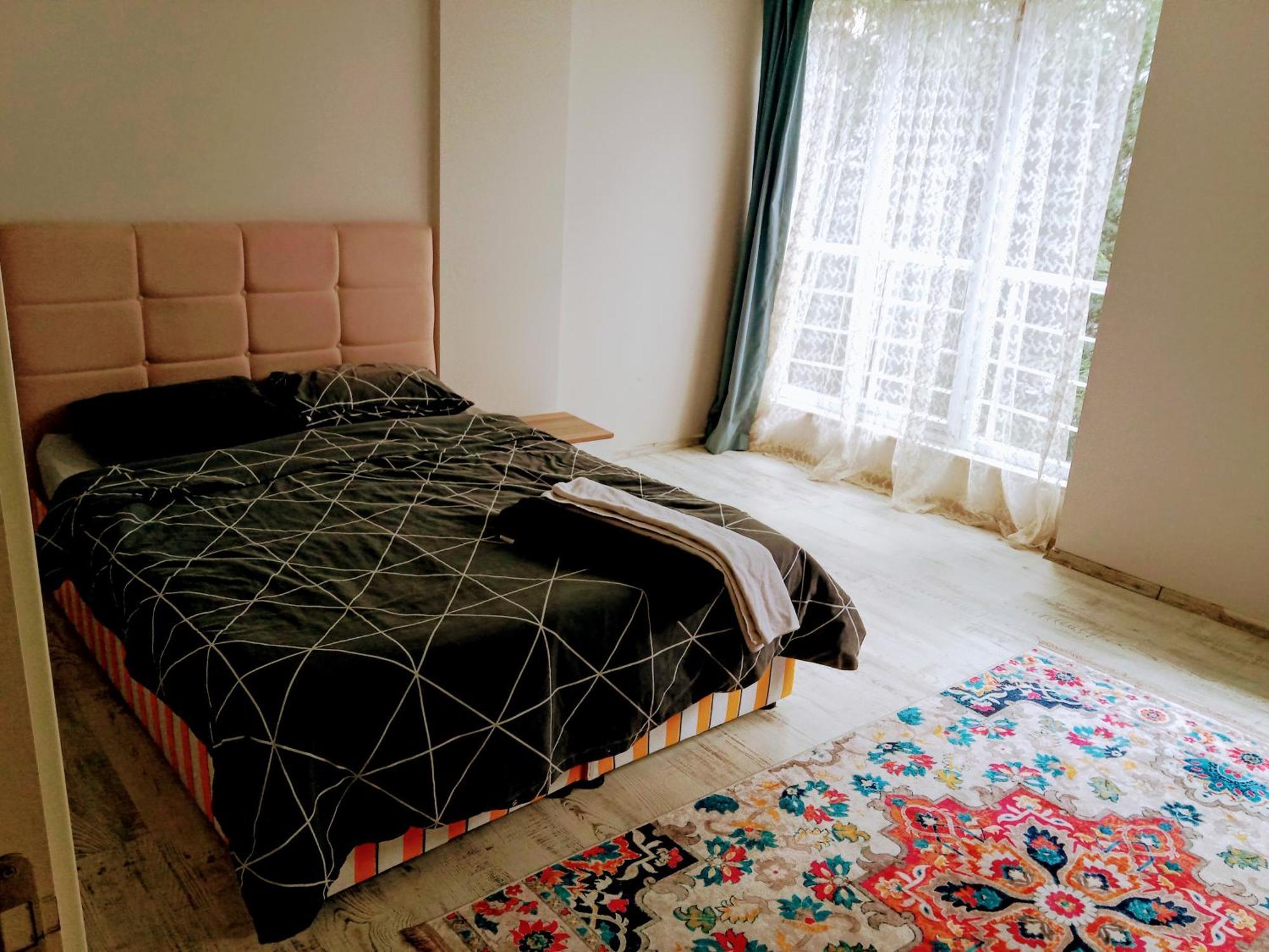 Ahmet Teacher Hotel, 5 Minutes From The Airport Arnavutkoy Ngoại thất bức ảnh