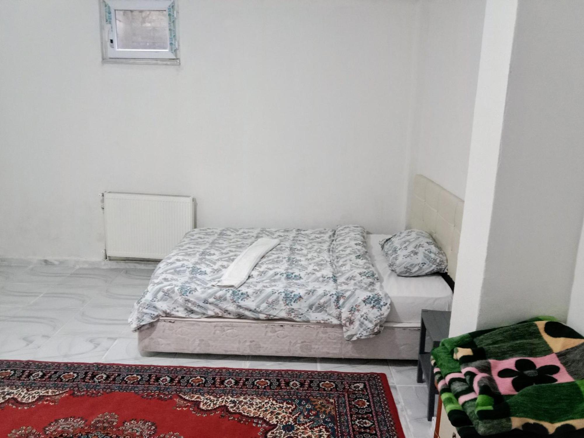 Ahmet Teacher Hotel, 5 Minutes From The Airport Arnavutkoy Phòng bức ảnh